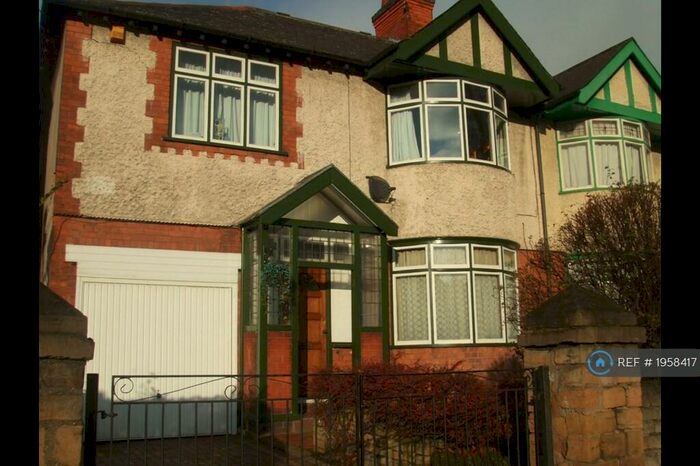 5 Bedroom Semi-Detached House To Rent In Gregory Boulevard *Students / &#;Pw Incl, Nottingham, NG7