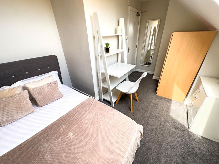 1 Bedroom House To Rent In Jubilee Drive, L7