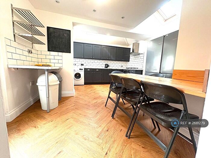 7 Bedroom Terraced House To Rent In Kenmare Road, Liverpool, L15