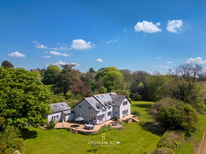 7 Bedroom Detached House For Sale In Winton House, Common Hill, GU34