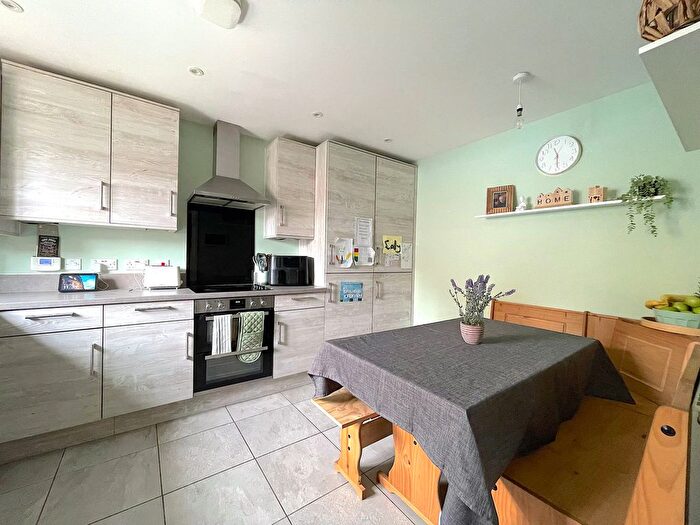 3 Bedroom Detached House For Sale In Nursery Gardens, Faversham, ME13