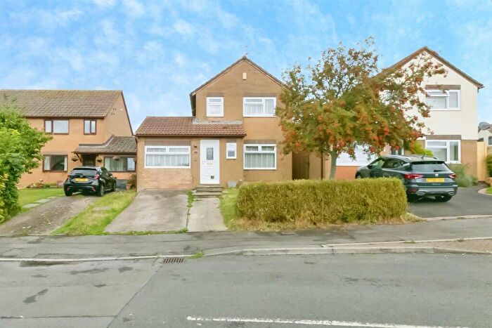 3 Bedroom Semi-Detached House For Sale In Fern Drive, Barry, CF62