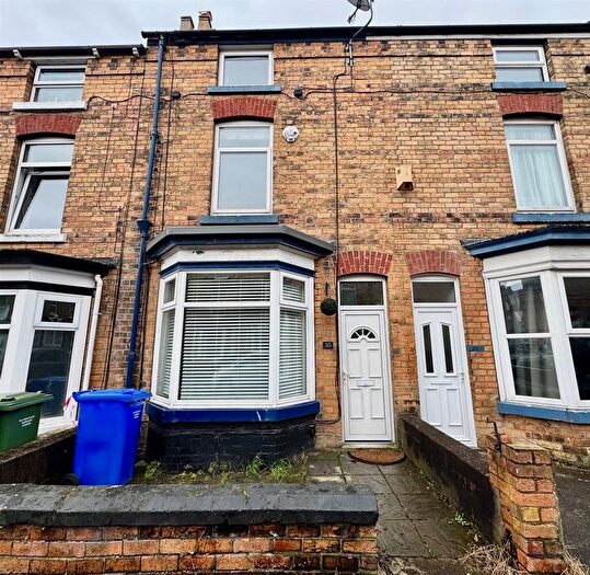 3 Bedroom Terraced House For Sale In Murchison Street, Scarborough, YO12