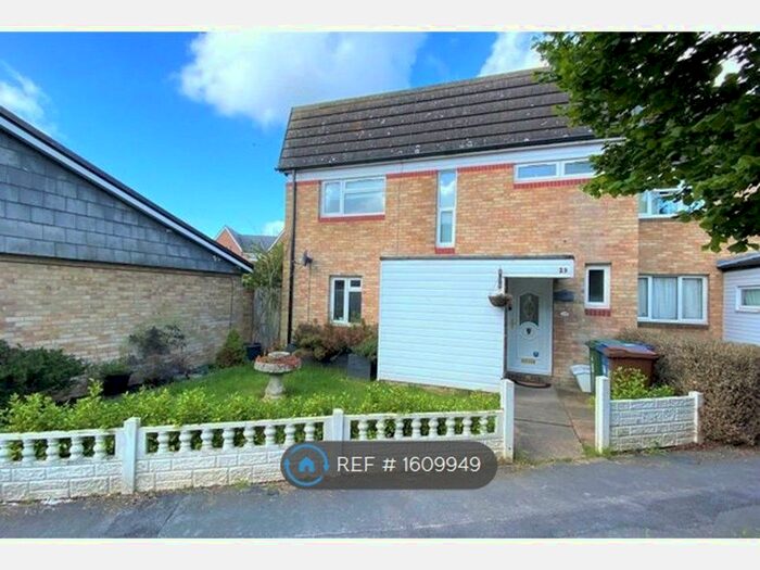 3 Bedroom Terraced House To Rent In Waverley, Bracknell, RG12