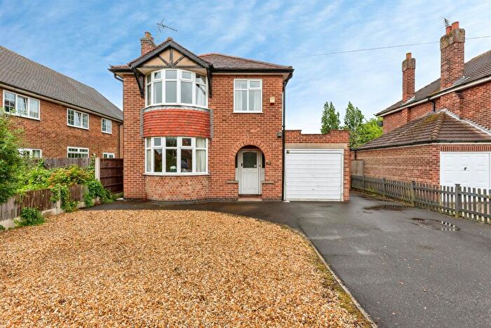 3 Bedroom Detached House For Sale In Hawton Road, Newark, NG24
