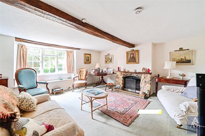 6 Bedroom Semi-Detached House For Sale In Church End, Leckhampstead, Buckingham, MK18