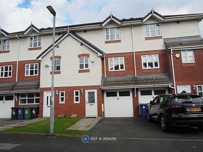 4 Bedroom Terraced House To Rent In Butterstile Avenue, Prestwich, Manchester, M25