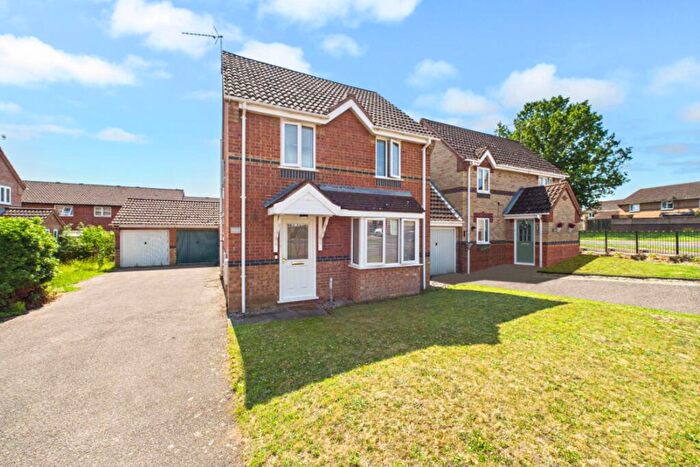3 Bedroom Detached House For Sale In Mallow Road, Thetford, IP24