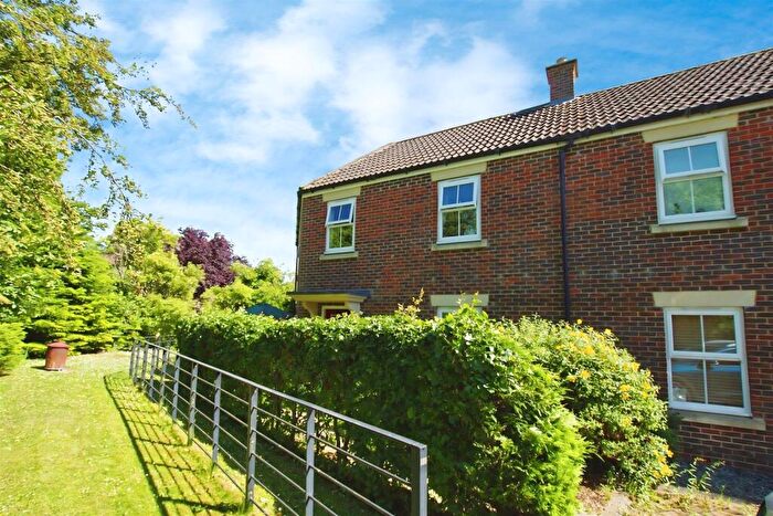 3 Bedroom Semi Detached House To Rent In Dowland Close, Redhouse, Swindon, SN25