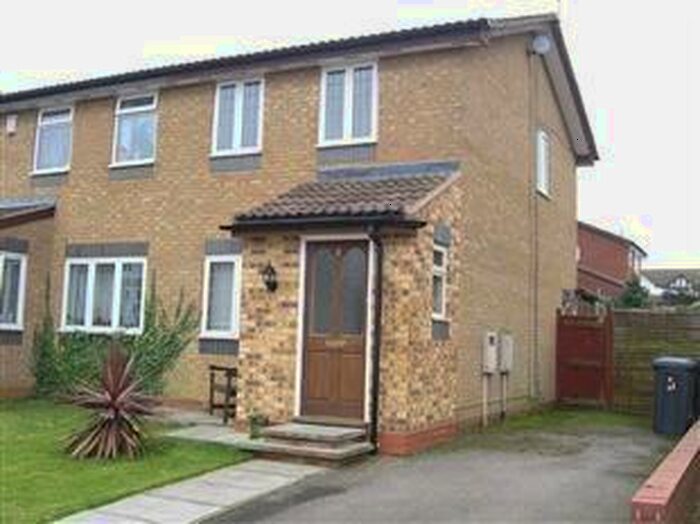 2 Bedroom Semi-Detached House To Rent In Catchpole Close, Corby, NN18