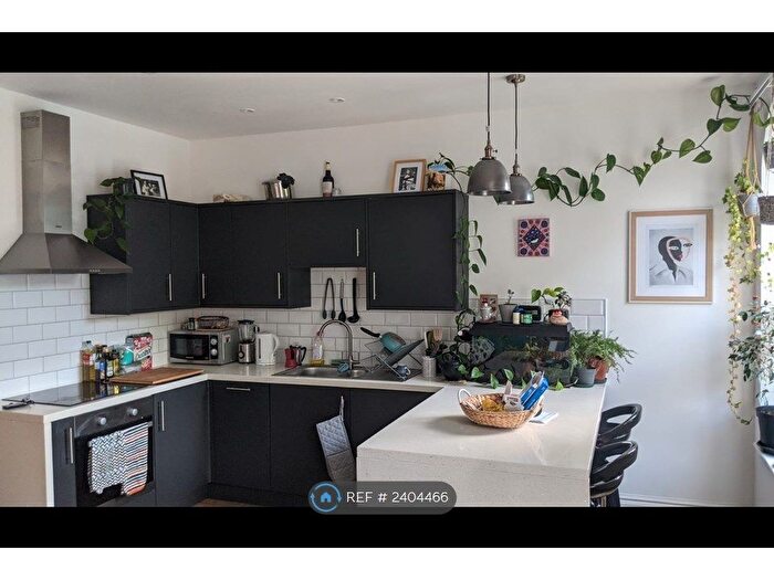 2 Bedroom Flat To Rent In Mayfield Rd, Manchester, M16