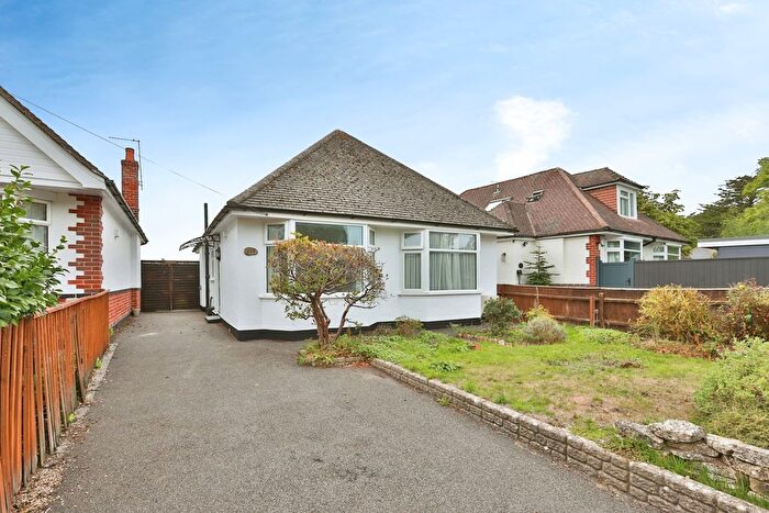 2 Bedroom Bungalow For Sale In Muscliffe Lane, Throop Village, Bournemouth, Dorset, BH9