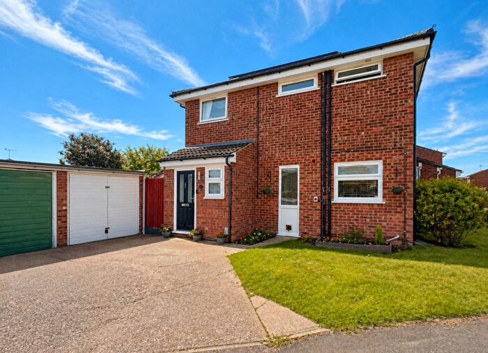 1 Bedroom End Of Terrace House For Sale In Lobelia Close, Springfield, Chelmsford, CM1