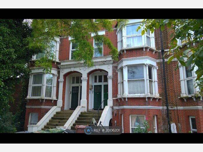 1 Bedroom Flat To Rent In Whipps Cross Road, London, E11