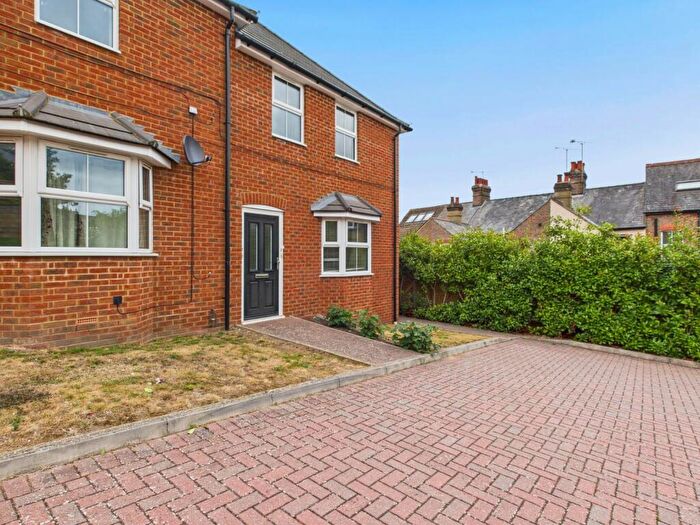 2 Bedroom Apartment To Rent In Addison Road, Chesham, Buckinghamshire, HP5