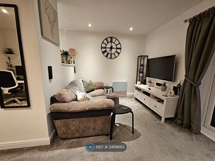 1 Bedroom Maisonette To Rent In Locks Heath, Locks Heath, SO31