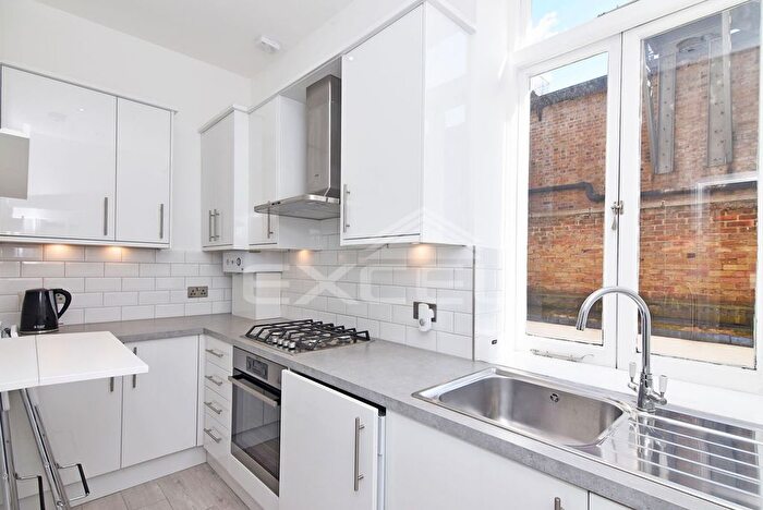 Studio To Rent In Finchley Road, Hampstead, London, NW3