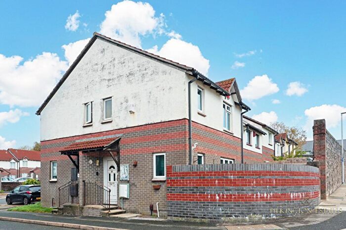 2 Bedroom Terraced House For Sale In Washbourne Close, Plymouth, Devon, PL1