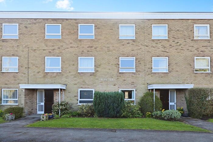 2 Bedroom Flat To Rent In Mantua Court, Central, Stratford-upon-Avon, CV37