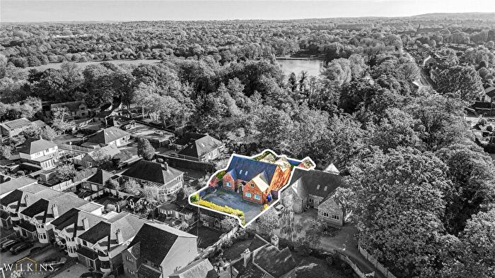 3 Bedroom Detached House For Sale In Park Lane, Bonehill, Tamworth, Staffordshire, B78