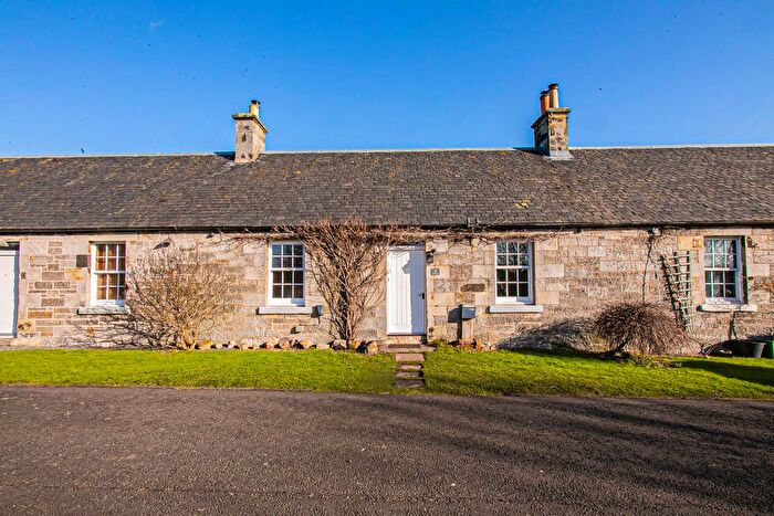 3 Bedroom Cottage For Sale In Hilton Cottages, Hilton Road, Limekilns, KY11