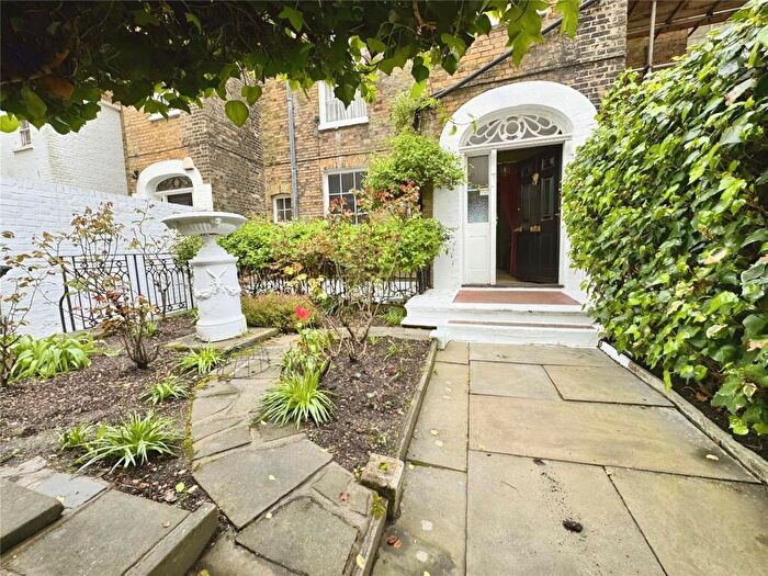 9 Bedroom Terraced House For Sale In East Cliff, Dover, Kent, CT16