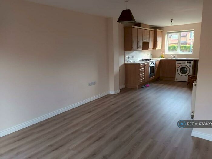 3 Bedroom Terraced House To Rent In Bilton Road, Rugby, CV22