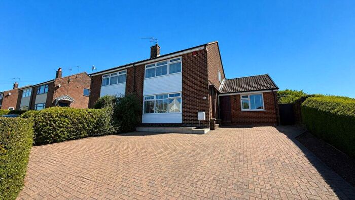 4 Bedroom House For Sale In Fallibroome Road, Macclesfield, SK10