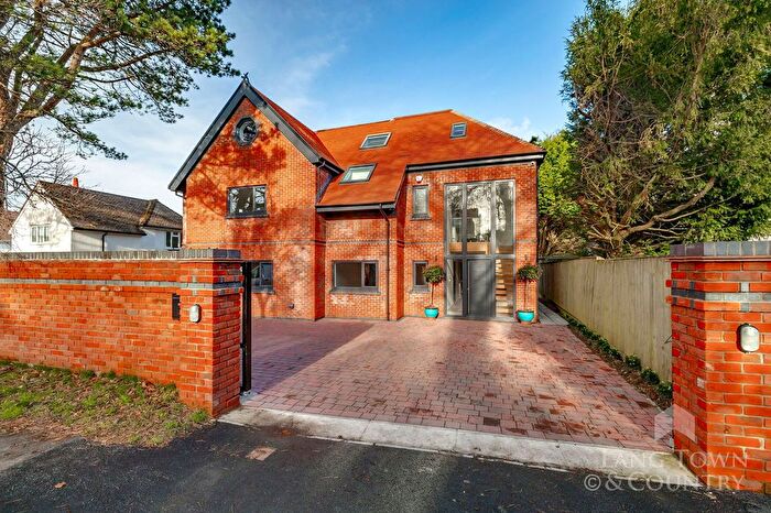 5 Bedroom Detached House For Sale In Powisland Drive, Derriford, Plymouth, PL6