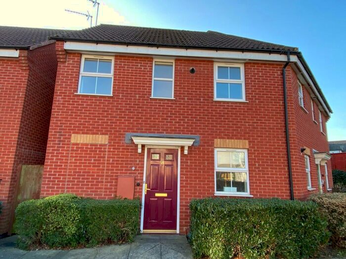 2 Bedroom Flat To Rent In Marigold Lane, Mountsorrel, Leics, LE12