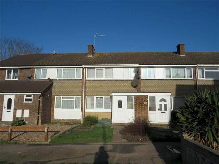 3 Bedroom Property To Rent In Hunter Drive, Bletchley, Milton Keynes, MK2