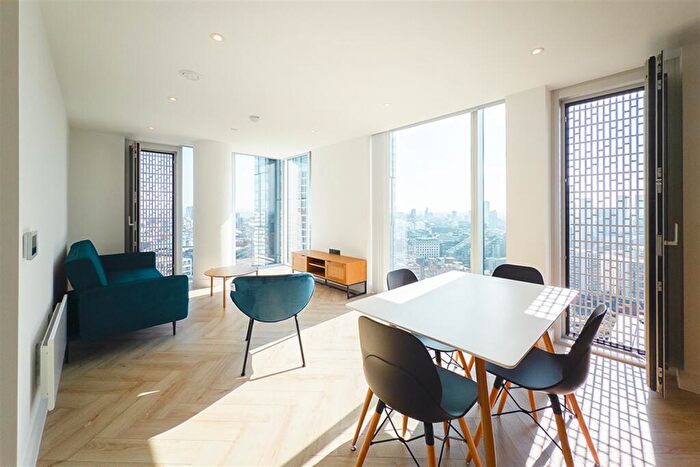 2 Bedroom Apartment To Rent In Bankside, M3