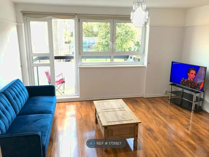 3 Bedroom Maisonette To Rent In Gibbs Green, London, W14