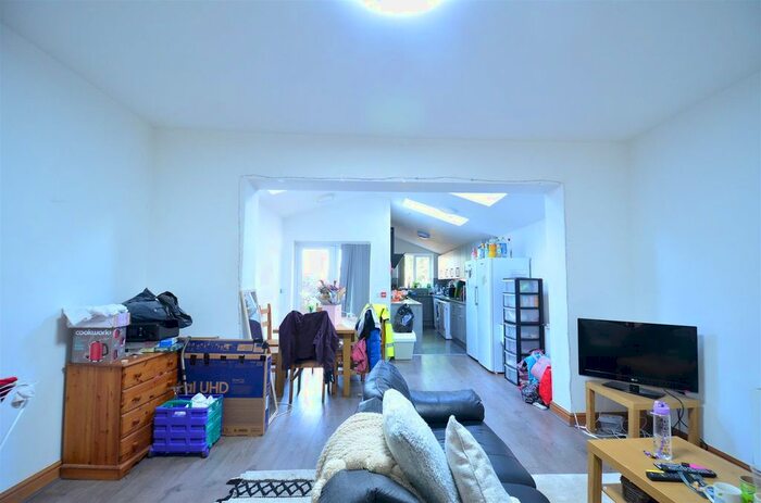 7 Bedroom Terraced House To Rent In Heeley Road, Selly Oak, Birmingham, B29