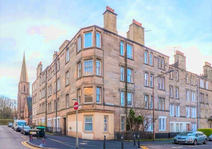 1 Bedroom Flat To Rent In Murieston Crescent, Dalry, Edinburgh, EH11