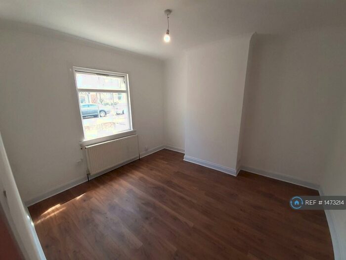 2 Bedroom Terraced House To Rent In Percival Road, Enfield, EN1