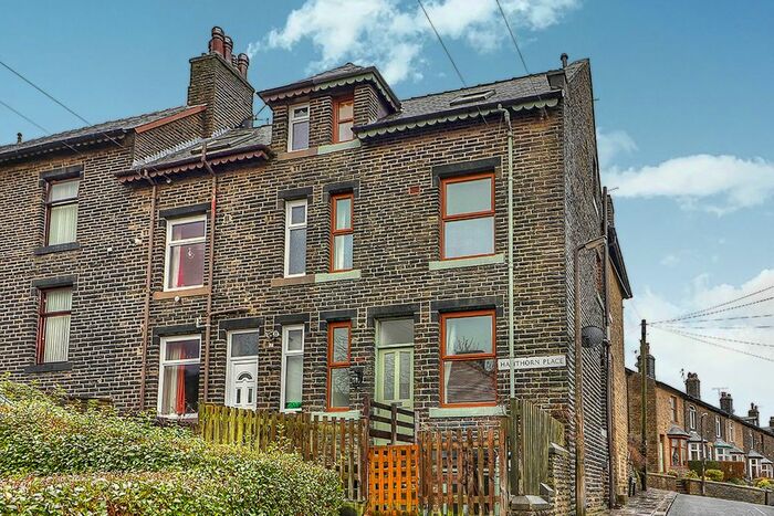 2 Bedroom Detached House To Rent In Hawthorn Place, Todmorden, Lancashire, OL14