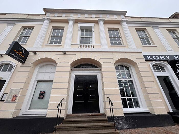 1 Bedroom Flat To Rent In Queen Street, City Centre, Wolverhampton, WV1