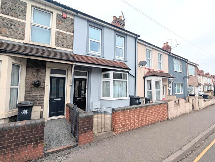 2 Bedroom Terraced House To Rent In New Queen Street, Bristol, Somerset, BS15