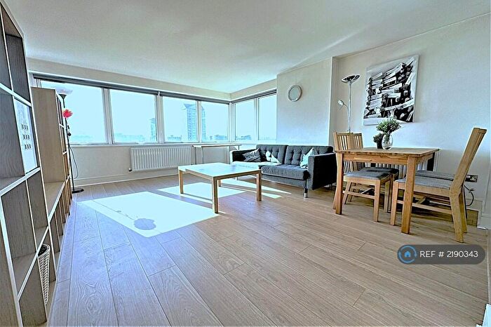 1 Bedroom Flat To Rent In Gainsborough House, London, E14