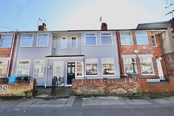 3 Bedroom Terraced House For Sale In Perth Street West, Hull, HU5