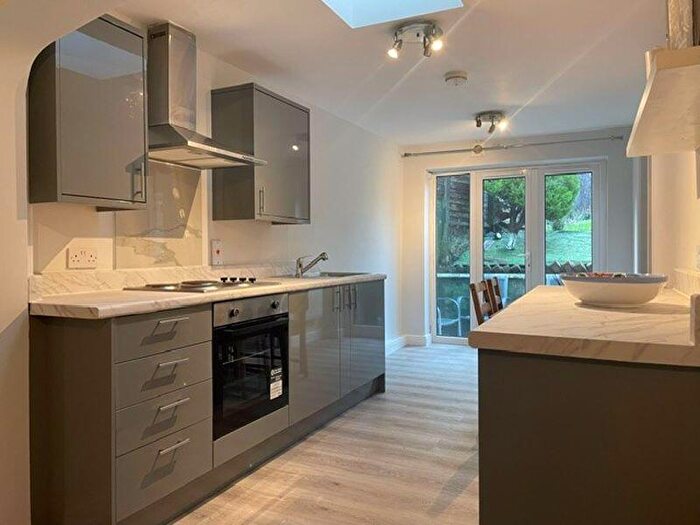 1 Bedroom Flat To Rent In Clouds Hill Road, Bristol, BS5