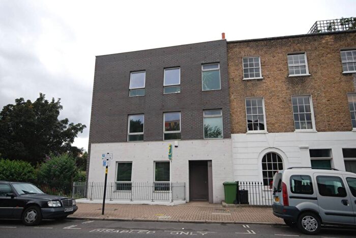 2 Bedroom Flat To Rent In Shepherdess Walk, Angel, London, N1