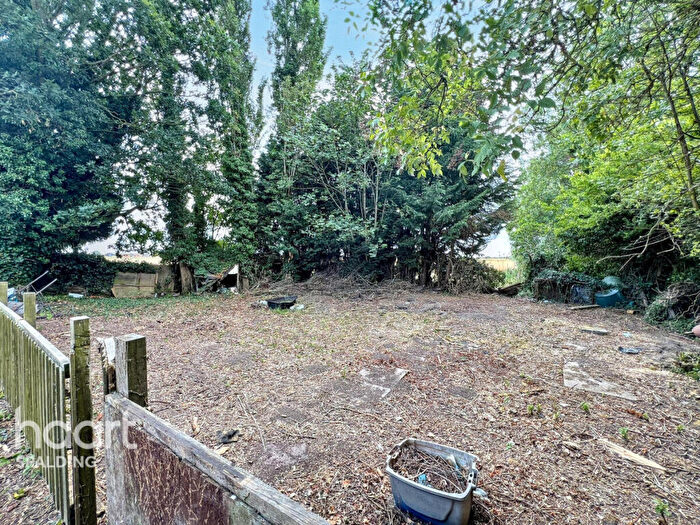 2 Bedroom Bungalow For Sale In Drove Road, Shepeau Stow, PE12