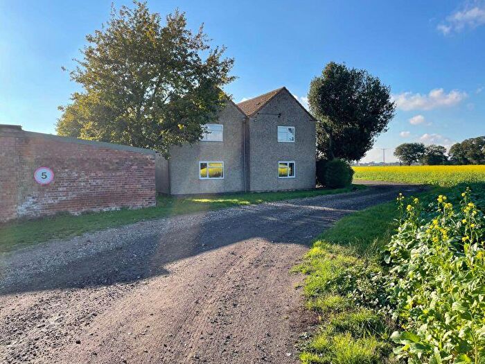 5 Bedroom Detached House For Sale In Moor Farm Cottage, Cross Keys Lane, Coningsby, LN4
