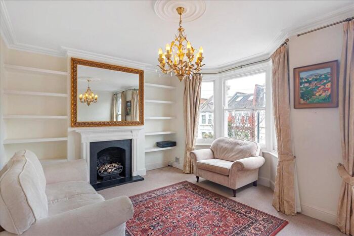 4 Bedroom Flat For Sale In Lysia Street, London, SW6