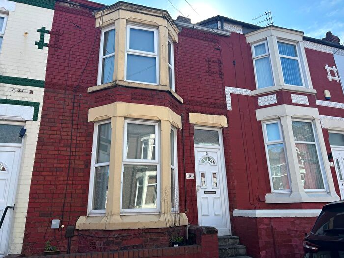 2 Bedroom Property To Rent In Booth Street, Liverpool, L13
