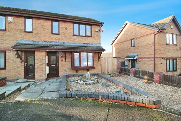 3 Bedroom Semi-Detached House To Rent In Caldbeck Crescent, Connah's Quay, CH5