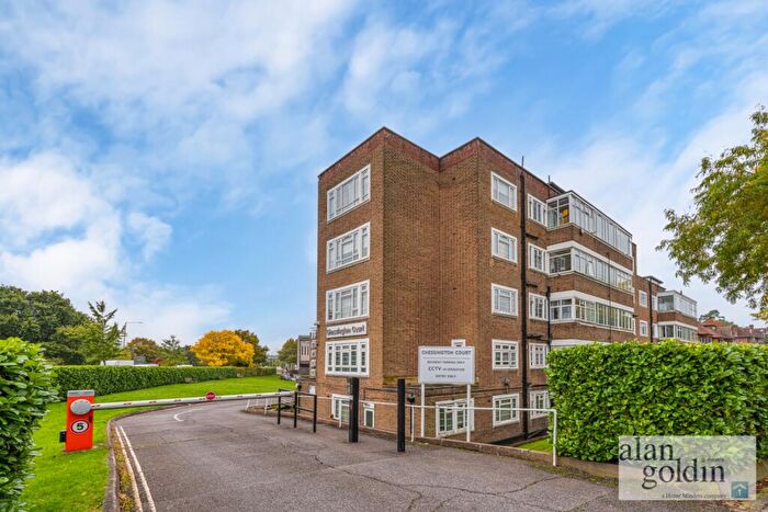 2 Bedroom Flat To Rent In Chessington Court, N3