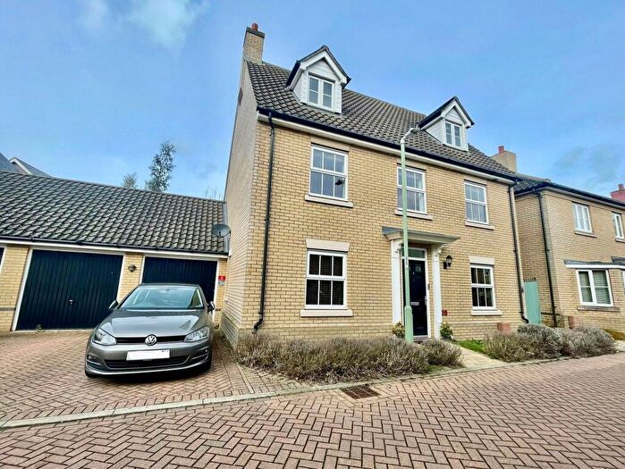 5 Bedroom Detached House To Rent In Greenfinch Close, Stowmarket, Suffolk, IP14